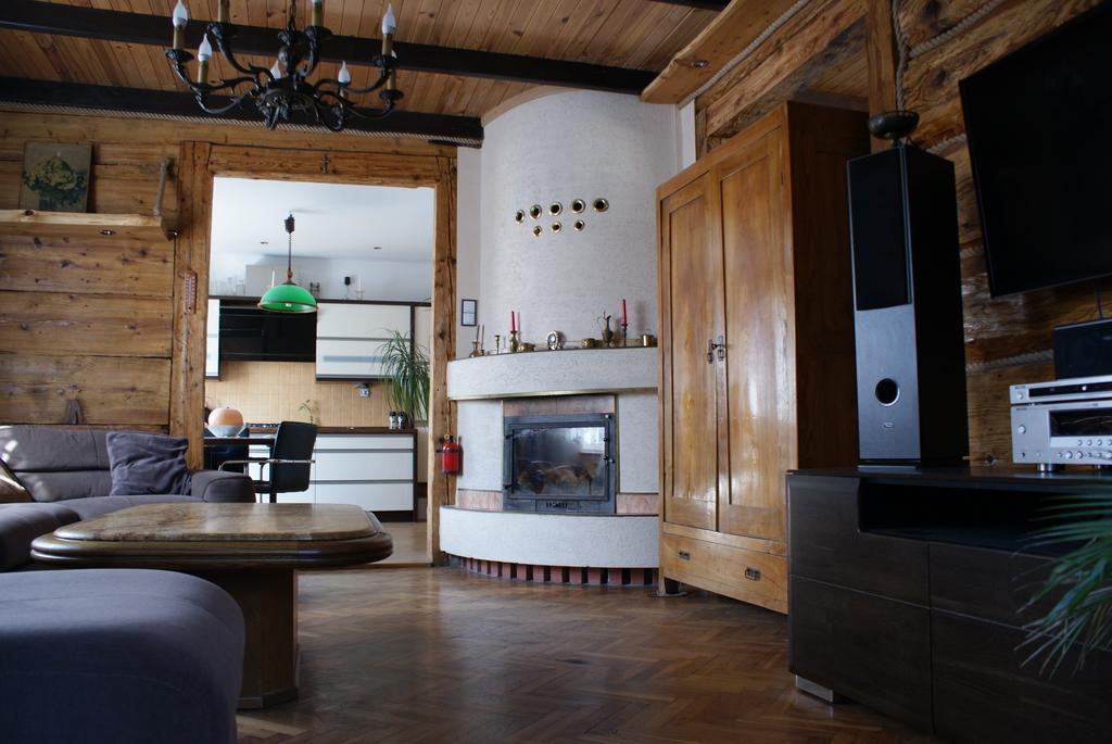 Apartament U Doroty Санок Стая снимка